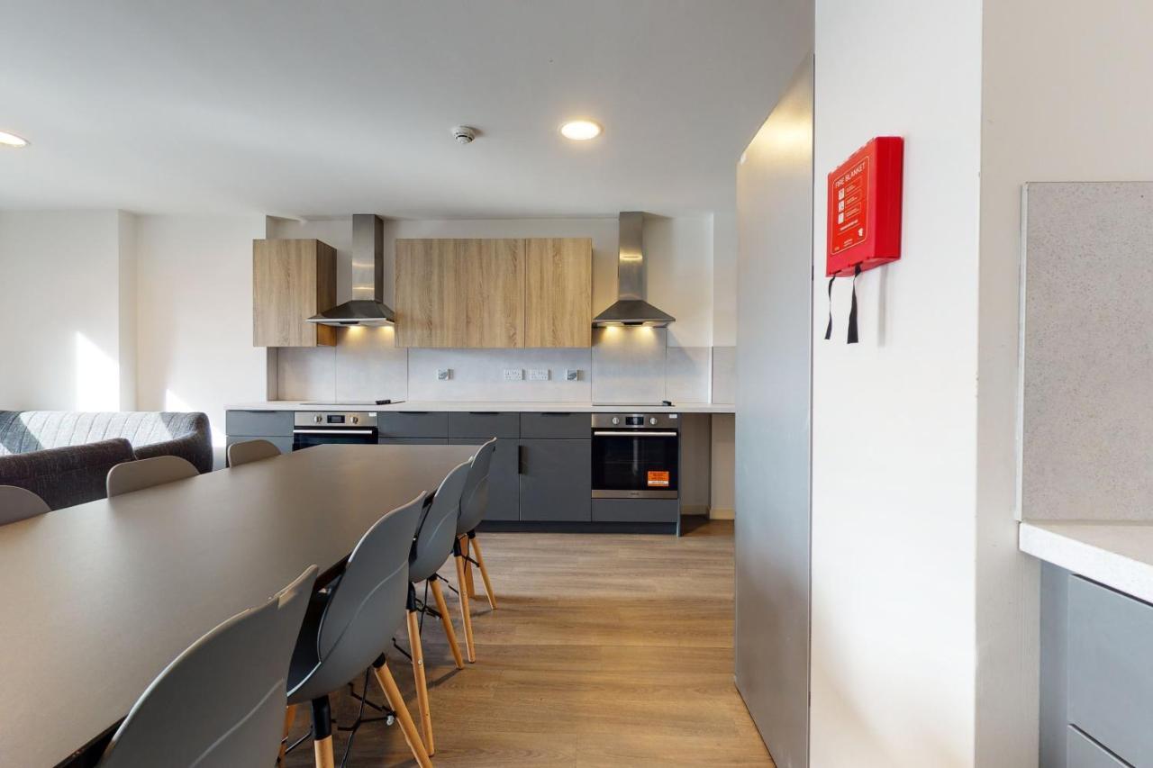 Canvas Glasgow: Private Rooms and Studios with Shared Kitchen Near City Centre Exterior photo